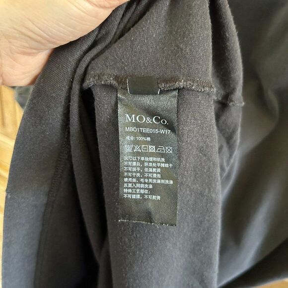 Mo & Co Looney Tunes Small Graphic Tee Shirt Tweety Bugs Bunny Sylvester Daffy - Picture 10 of 12